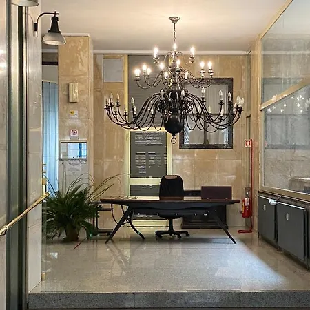 Apartment Elegante In Piazza 5 Giornate Milan